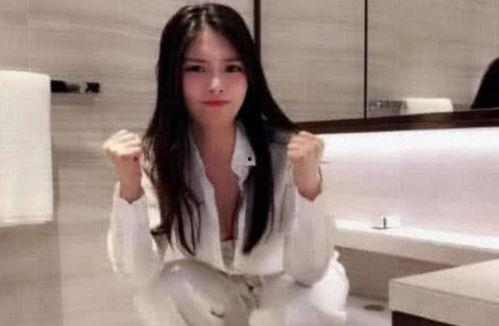 娱乐吃瓜酱大嫂视频,揭秘视频背后的精彩故事